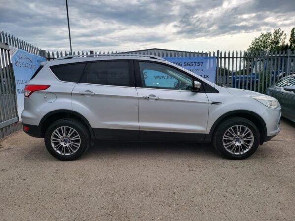 2014 FORD KUGA 2.0 TDCi Titanium 5dr 2WD - Image 4