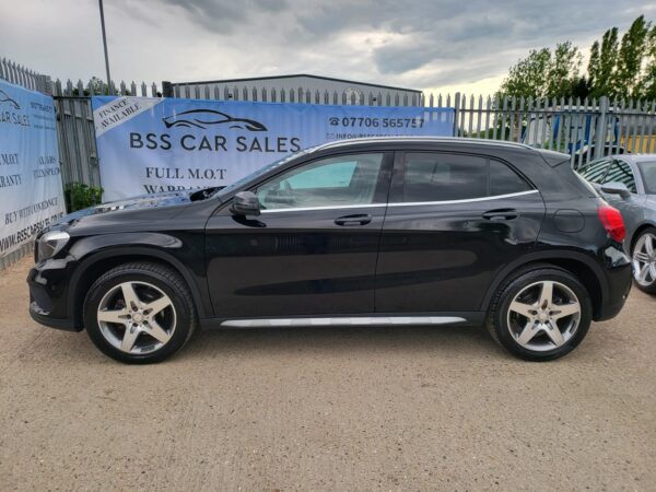 MERCEDES-BENZ GLA GLA 200 CDI AMG Line 5dr Auto [Executive] 2015 (15) - Image 5