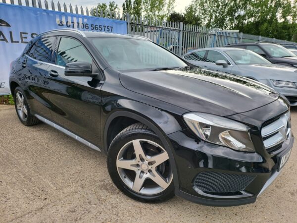 MERCEDES-BENZ GLA GLA 200 CDI AMG Line 5dr Auto [Executive] 2015 (15) - Image 12
