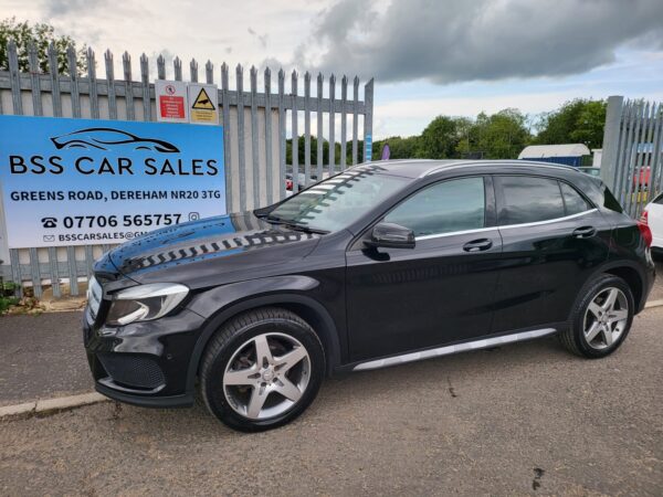 MERCEDES-BENZ GLA GLA 200 CDI AMG Line 5dr Auto [Executive] 2015 (15) - Image 13