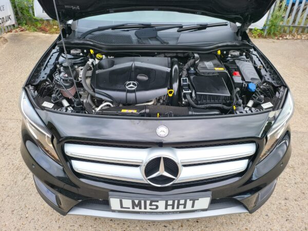 MERCEDES-BENZ GLA GLA 200 CDI AMG Line 5dr Auto [Executive] 2015 (15) - Image 10