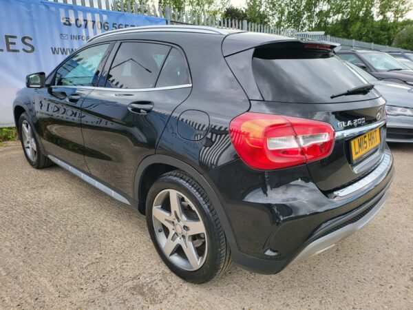 MERCEDES-BENZ GLA GLA 200 CDI AMG Line 5dr Auto [Executive] 2015 (15) - Image 7