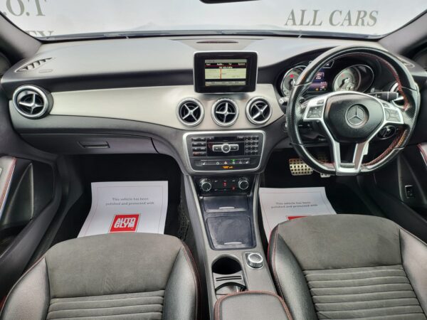 MERCEDES-BENZ GLA GLA 200 CDI AMG Line 5dr Auto [Executive] 2015 (15) - Image 18