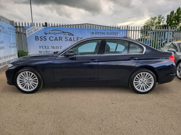 2014 BMW 3 SERIES 318d Luxury 4dr Step Auto - Image 12