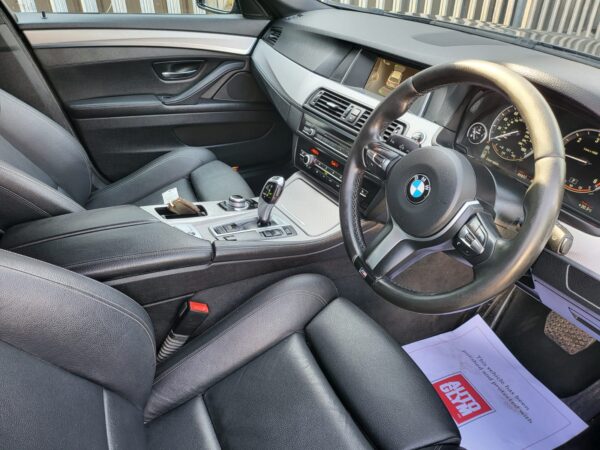BMW 5 SERIES 520d [190] M Sport 5dr Step Auto 2015 (65) - Image 14