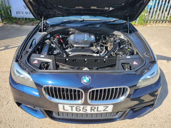 BMW 5 SERIES 520d [190] M Sport 5dr Step Auto 2015 (65) - Image 10