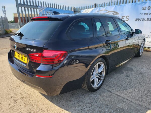 BMW 5 SERIES 520d [190] M Sport 5dr Step Auto 2015 (65) - Image 6