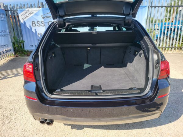 BMW 5 SERIES 520d [190] M Sport 5dr Step Auto 2015 (65) - Image 11