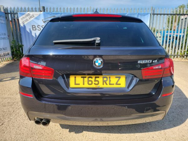 BMW 5 SERIES 520d [190] M Sport 5dr Step Auto 2015 (65) - Image 9