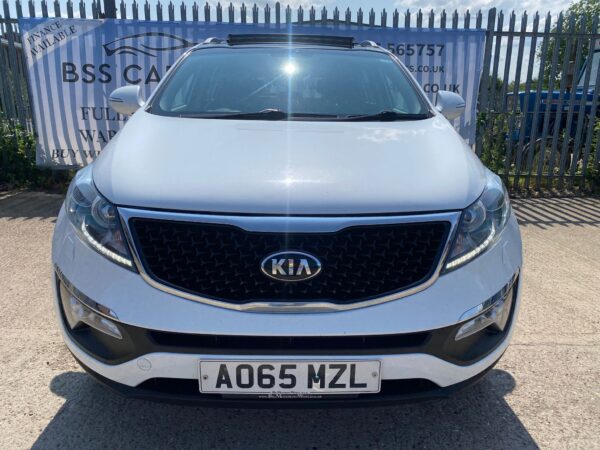 2015 KIA SPORTAGE 1.7 CRDi ISG 3 5dr [Sat Nav] - Image 5