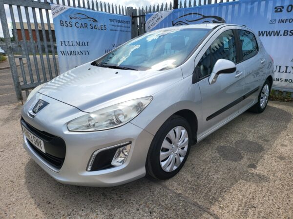 PEUGEOT 308 1.6 HDi 92 Access 5dr 2013 (63) - Image 22