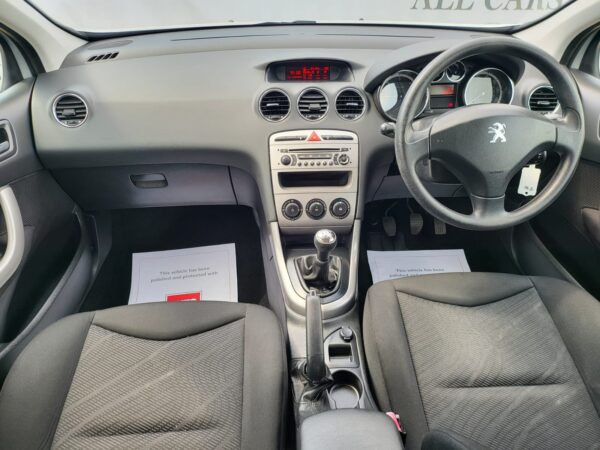 PEUGEOT 308 1.6 HDi 92 Access 5dr 2013 (63) - Image 16