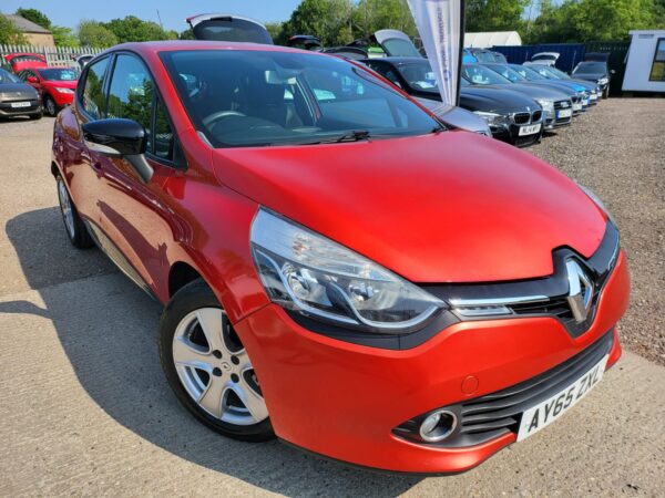 RENAULT CLIO 1.5 dCi 90 Dynamique Nav 5dr 2015 (65)