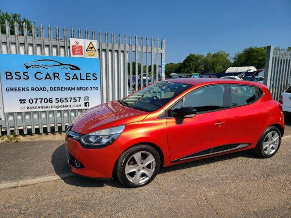 RENAULT CLIO 1.5 dCi 90 Dynamique Nav 5dr 2015 (65) - Image 30