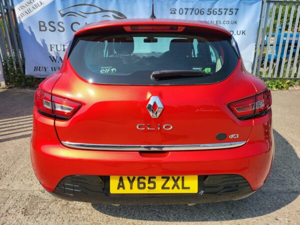 RENAULT CLIO 1.5 dCi 90 Dynamique Nav 5dr 2015 (65) - Image 9