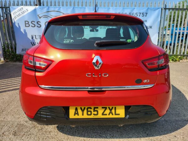 RENAULT CLIO 1.5 dCi 90 Dynamique Nav 5dr 2015 (65) - Image 28
