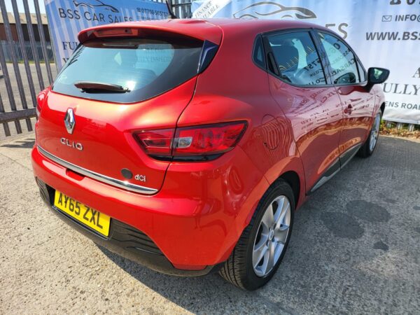 RENAULT CLIO 1.5 dCi 90 Dynamique Nav 5dr 2015 (65) - Image 25