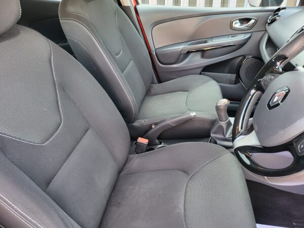 RENAULT CLIO 1.5 dCi 90 Dynamique Nav 5dr 2015 (65) - Image 13