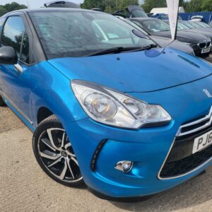 CITROEN DS3 1.6 e-HDi Airdream DStyle Plus 3dr 2014 (64)
