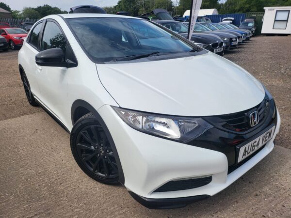 HONDA CIVIC 1.6 i-DTEC Black Edition 5dr 2014 (64)