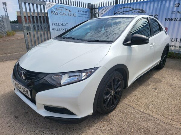 HONDA CIVIC 1.6 i-DTEC Black Edition 5dr 2014 (64) - Image 22