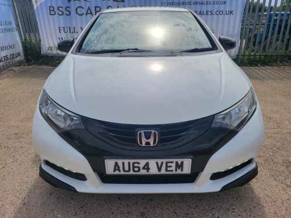 HONDA CIVIC 1.6 i-DTEC Black Edition 5dr 2014 (64) - Image 27