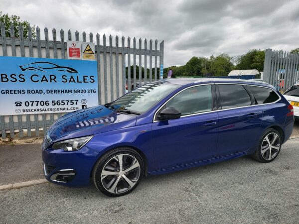PEUGEOT 308 1.6 BlueHDi 120 GT Line 5dr 2015 (65) - Image 30
