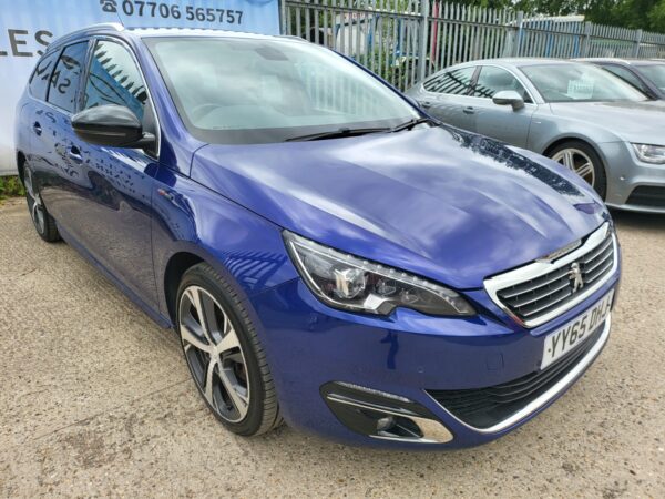 PEUGEOT 308 1.6 BlueHDi 120 GT Line 5dr 2015 (65) - Image 29