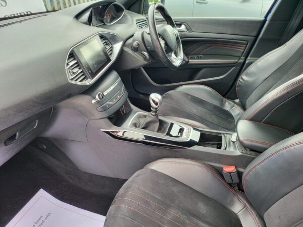 PEUGEOT 308 1.6 BlueHDi 120 GT Line 5dr 2015 (65) - Image 14