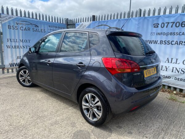 KIA VENGA 1.6 CRDi ISG 3 5dr 2018 (18) - Image 9