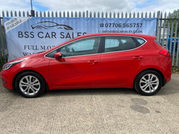 KIA CEED 1.6 CRDi 2 EcoDynamics 5dr 2015 (65) - Image 5