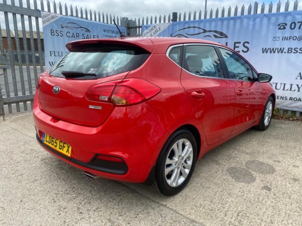 KIA CEED 1.6 CRDi 2 EcoDynamics 5dr 2015 (65) - Image 6