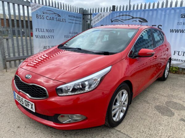 KIA CEED 1.6 CRDi 2 EcoDynamics 5dr 2015 (65) - Image 3