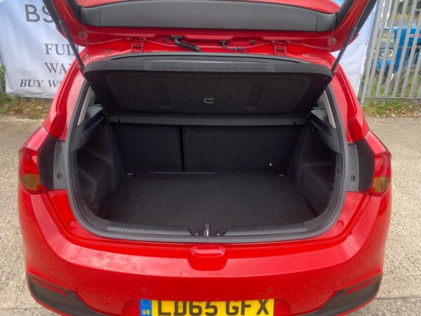 KIA CEED 1.6 CRDi 2 EcoDynamics 5dr 2015 (65) - Image 11