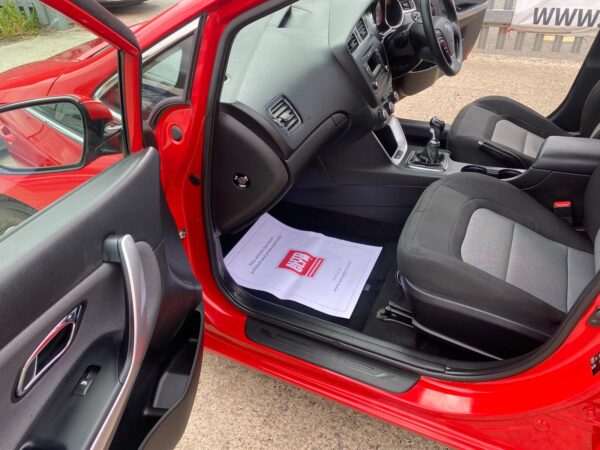 KIA CEED 1.6 CRDi 2 EcoDynamics 5dr 2015 (65) - Image 15