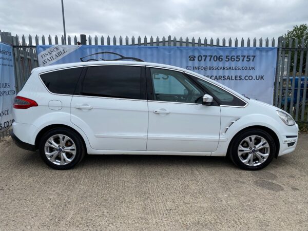 FORD S-MAX 2.0 TDCi 140 Titanium 7 SEATER 5dr 2014 (14) - Image 4