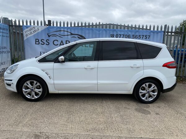 FORD S-MAX 2.0 TDCi 140 Titanium 7 SEATER 5dr 2014 (14) - Image 5