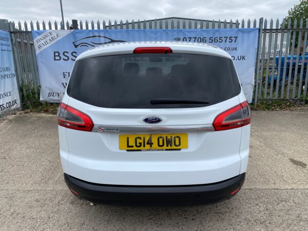 FORD S-MAX 2.0 TDCi 140 Titanium 7 SEATER 5dr 2014 (14) - Image 9