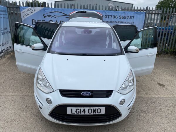 FORD S-MAX 2.0 TDCi 140 Titanium 7 SEATER 5dr 2014 (14) - Image 31