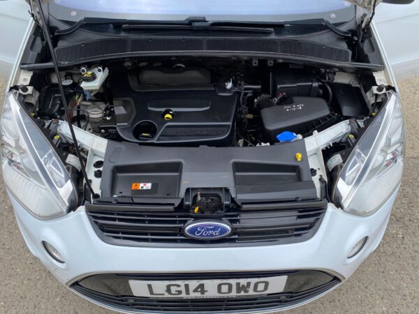 FORD S-MAX 2.0 TDCi 140 Titanium 7 SEATER 5dr 2014 (14) - Image 10