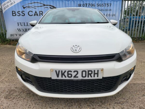 VOLKSWAGEN SCIROCCO 2.0 TDi BlueMotion Tech GT 3dr [Nav/Leather] 2012 (62) - Image 8