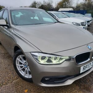 BMW 3 SERIES 320d EfficientDynamics Plus 4dr 2017 (17)
